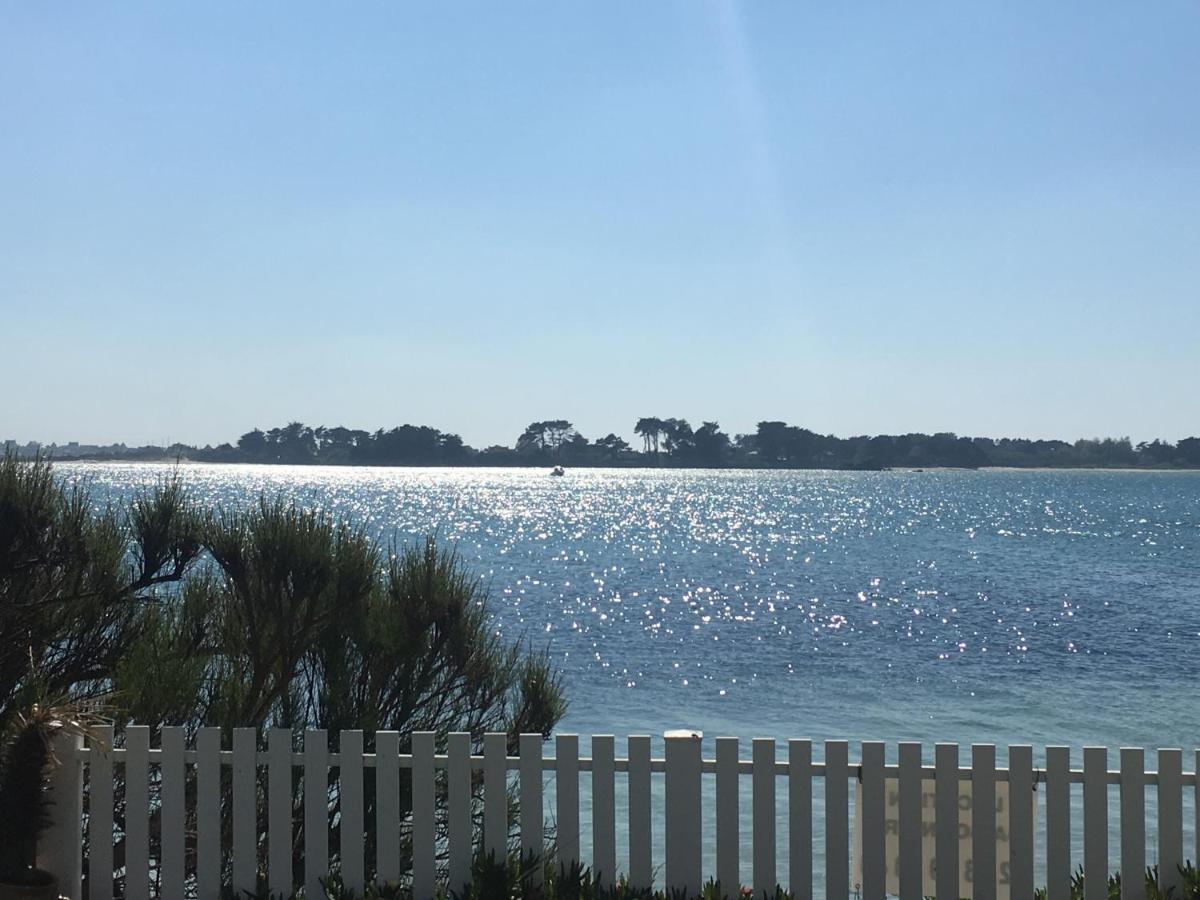 Holiday home Maison Les Pieds Dans L Eau *