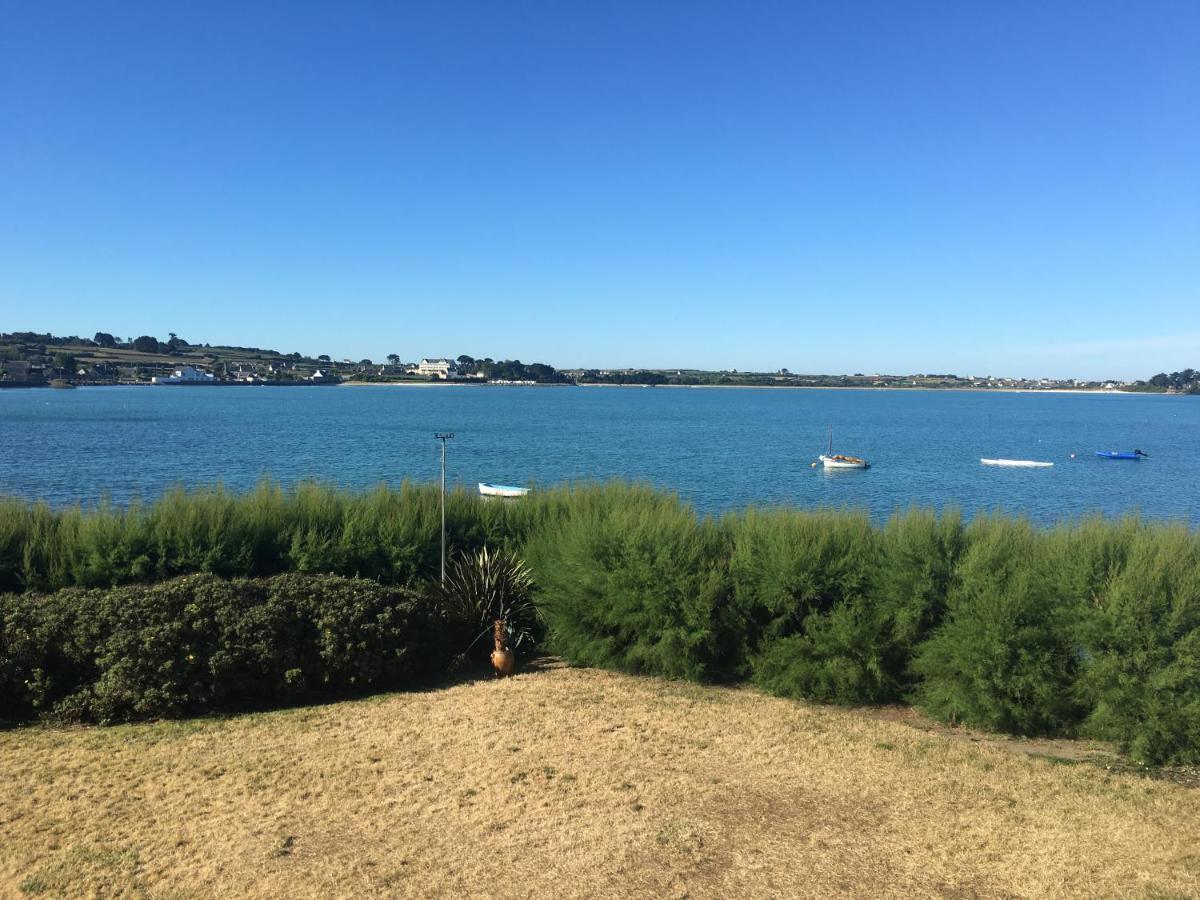 Maison Les Pieds Dans L Eau Holiday home