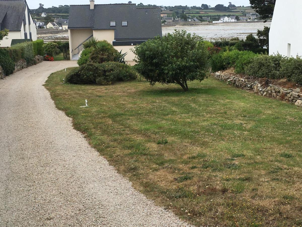 Maison Les Pieds Dans L Eau Roscoff