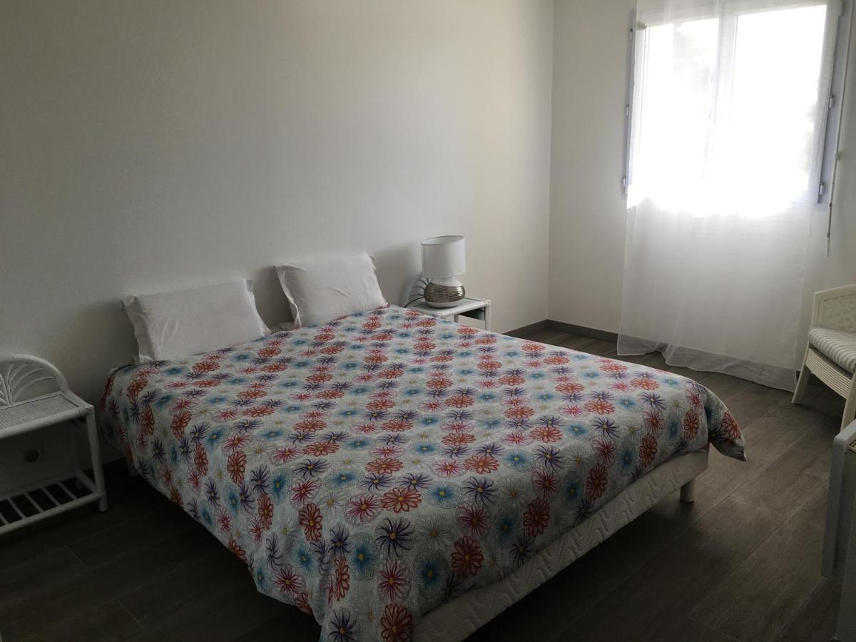 Vakantiehuis Maison Les Pieds Dans L Eau